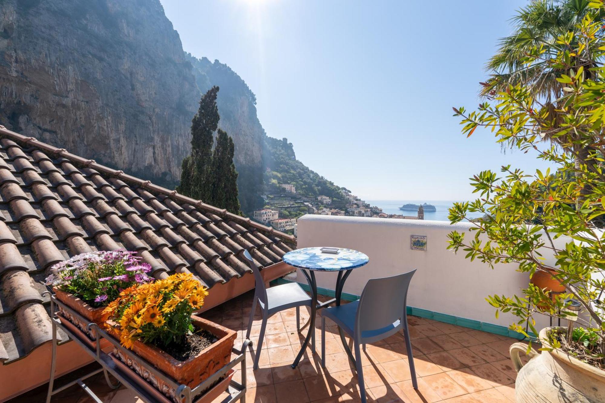 Hotel Villa Annalara Charme And Relax Amalfi Exterior foto